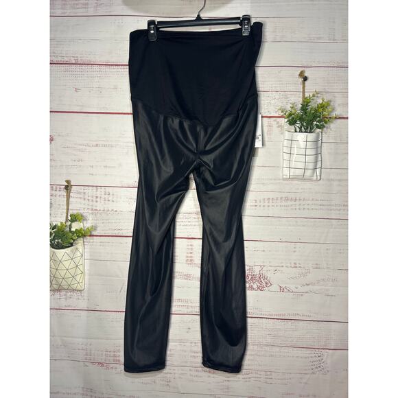 New Isabel by Ingrid & Isabel Maternity Active Leggings | XXL - Picture 6 of 7